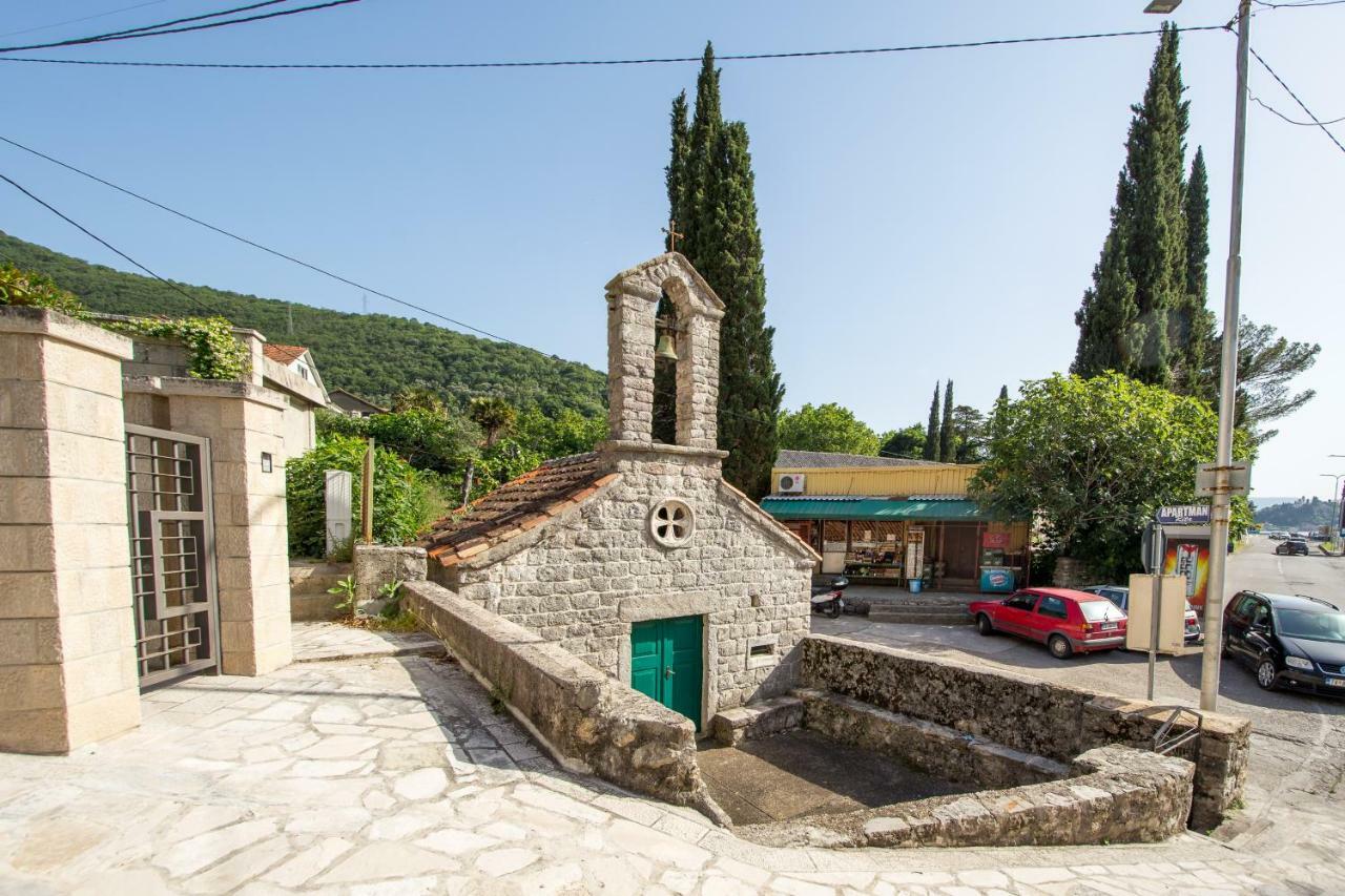 Apartman Lepetane Tivat Exterior foto